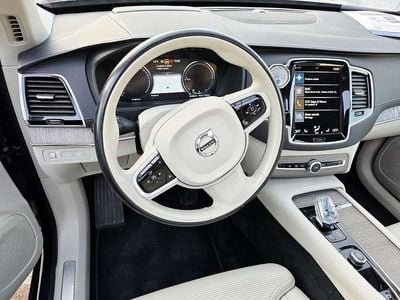 Usata Volvo XC90 310 CV (228 kW) 2022 Blu/azzurro SUV