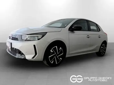 Usata Opel Corsa S 101 CV (74 kW) 2025 Kaolin white Utilitaria