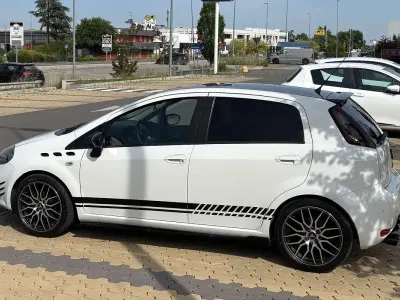 Usata Fiat Punto Evo Active 77 CV (56 kW) 2013 Utilitaria