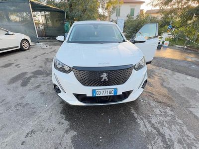 Usata Peugeot 2008 130 CV (95 kW) 2025 Bianco SUV