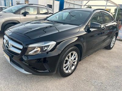 Occasion Mercedes GLA180 Business 110 ch (80 kW) 2017 Noir SUV