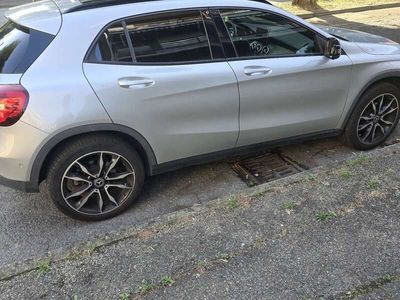 Mercedes GLA200