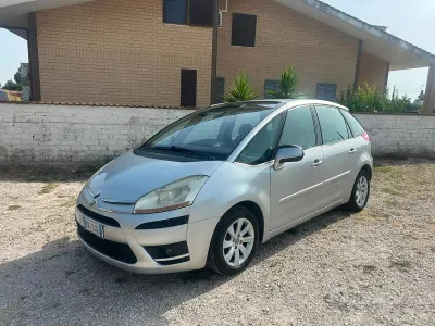 Usata Citroën C4 Picasso Elegance 109 CV (80 kW) 2009 Arancione Monovolume