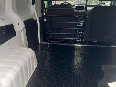 Usata Citroën Nemo 75 CV (55 kW) 2011 Bianco Monovolume