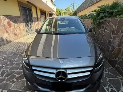 Usata Mercedes B160 2016 Grigio Utilitaria