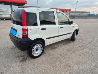 Usata Fiat Panda Active 59 CV (43 kW) 2009 Bianco Utilitaria