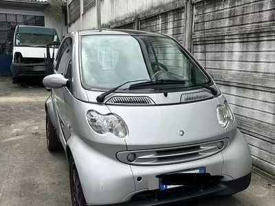 Begagnad Smart ForTwo Coupé 54 HK (39 kW) 2005 Grå Sportkupé