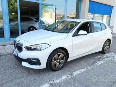 Usata BMW 116 Advantage 116 CV (85 kW) 2023 Bianco Utilitaria