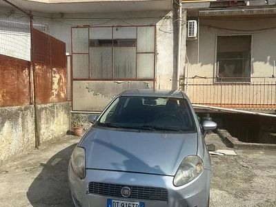 Usata Fiat Punto 2010 Grigio Utilitaria