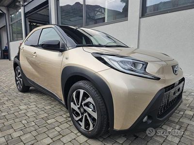 Usata Toyota Aygo X Trend 72 CV (52 kW) 2024 Giallo SUV