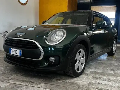 Usata Mini One D Clubman Business 116 CV (85 kW) 2017 Verde Station wagon