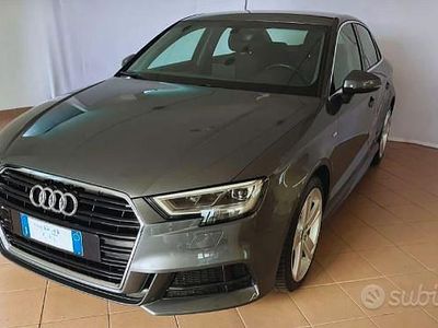 Usata Audi A3 S-Line 116 CV (85 kW) 2019 Grigio Berlina