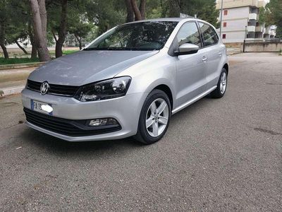 Usata VW Polo Trendline 75 CV (55 kW) 2015 Argento Berlina