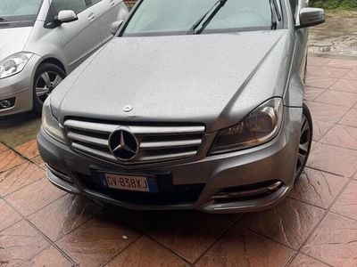 Usata Mercedes C200 Avantgarde 231 CV (169 kW) 2012 Grigio Station wagon