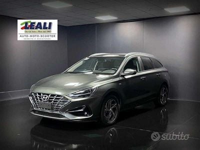 Usata Hyundai i30 Prime 120 CV (88 kW) 2023 Grigio Station wagon