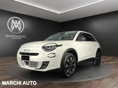 Usata Fiat 600 Comfort 101 CV (74 kW) 2026 Bianco SUV