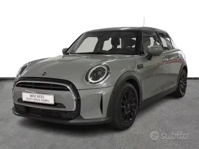 Używany Mini Cooper 136 KM (100 kW) 2022 Szary Hatchback