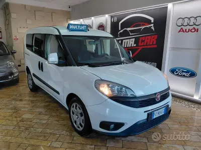 Usata Fiat Doblò 120 CV (88 kW) 2016 Bianco Monovolume