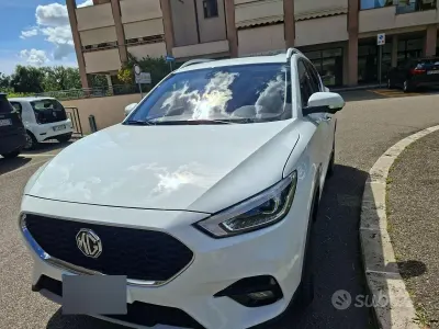 Usata MG ZS 111 CV (81 kW) 2023 Bianco SUV