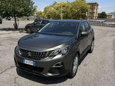 Usata Peugeot 3008 Allure 131 CV (96 kW) 2019 SUV