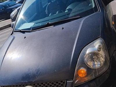 Gebraucht Ford Fiesta 68 PS (50 kW) 2008 Grau Kleinwagen