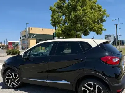 Usata Renault Captur Intens 110 CV (80 kW) 2017 Nero SUV