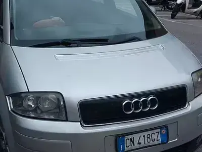 Usata Audi A2 90 CV (66 kW) 2004 Grigio Utilitaria