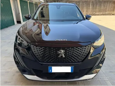 Usata Peugeot 2008 Allure 131 CV (96 kW) 2021 Nero SUV