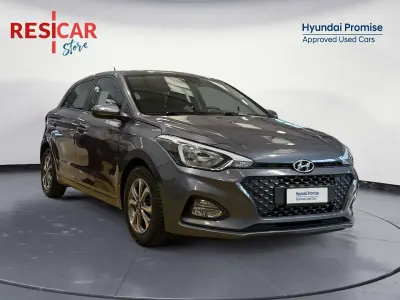Usata Hyundai i20 75 CV (55 kW) 2019 Astro gray Utilitaria