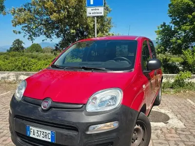 Usata Fiat Panda Pop 75 CV (55 kW) 2015 Rosso Utilitaria