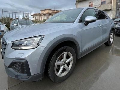 Usata Audi Q2 Business 116 CV (85 kW) 2021 Argento SUV