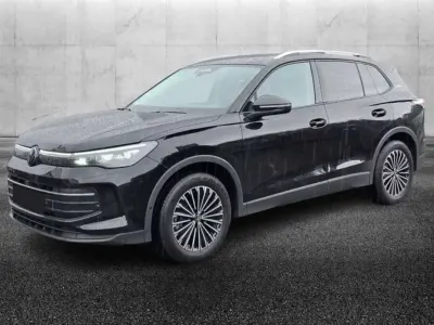Gebraucht VW Tiguan Life 150 PS (110 kW) 2025 Schwarz SUV