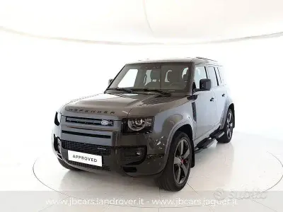Usata Land Rover Defender Dynamic 200 CV (147 kW) 2022 Grigio SUV