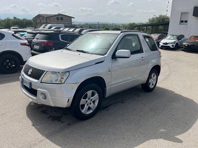 Usata Suzuki Grand Vitara 129 CV (94 kW) 2007 Grigio metallizzato SUV