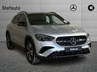 Nuova Mercedes GLA200 Progressive 150 CV (110 kW) 2026 Argento hightech SUV