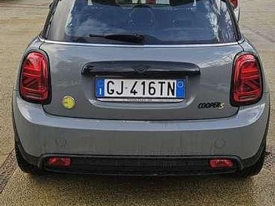 Usata Mini Cooper SE 75 kW (102 CV) 2022 Grigio Utilitaria