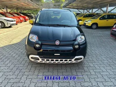 Nuova Fiat Panda Cross 69 CV (50 kW) 2026 Nero Utilitaria
