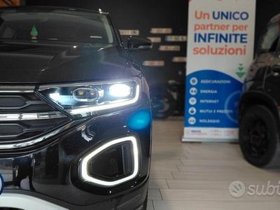 Usata VW T-Roc Style 150 CV (110 kW) 2023 Nero SUV