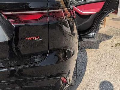 Begagnad Jaguar F-Pace R-Dynamic 404 HK (297 kW) 2021 Svart SUV