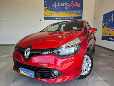 Usata Renault Clio IV 75 CV (55 kW) 2014 Rosso Berlina