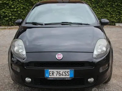 Usata Fiat Punto Evo Dynamic 69 CV (50 kW) 2013 Nero Utilitaria
