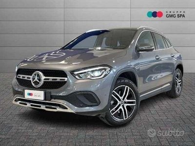 Usata Mercedes GLA200 150 CV (110 kW) 2020 Grigio SUV