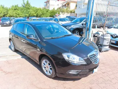 Usata Lancia Delta 120 CV (88 kW) 2012 Nero Utilitaria