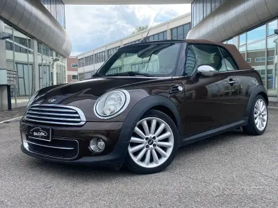 Usata Mini Cooper D Cabriolet 111 CV (81 kW) 2011 Marrone Cabrio