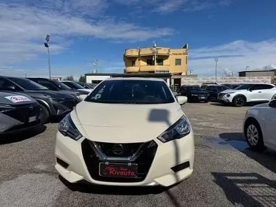 Usata Nissan Micra Acenta 89 CV (65 kW) 2019 Beige Utilitaria