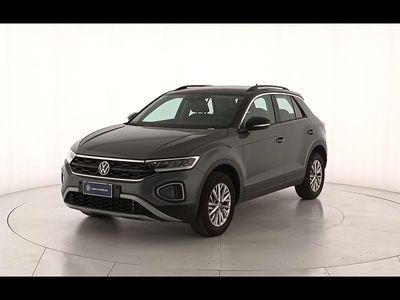 Usata VW T-Roc Life 150 CV (110 kW) 2024 Grigio SUV
