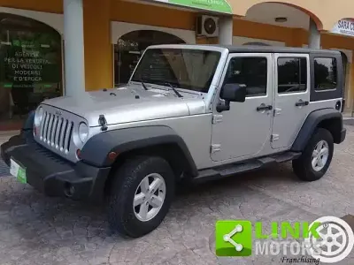 Begagnad Jeep Wrangler Sport 177 HK (130 kW) 2009 Grå SUV