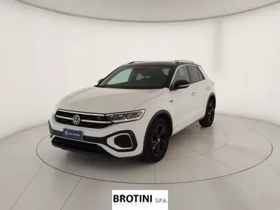 Usata VW T-Roc R-line 150 CV (110 kW) 2023 Bianco metallizzato SUV