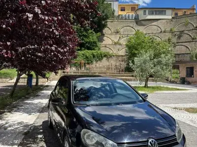 Usata VW Golf VI Highline 105 CV (77 kW) 2011 Nero Utilitaria