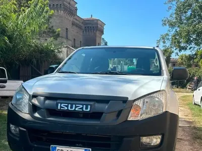 Usata Isuzu D-Max 163 CV (119 kW) 2012 Bianco Pick-up